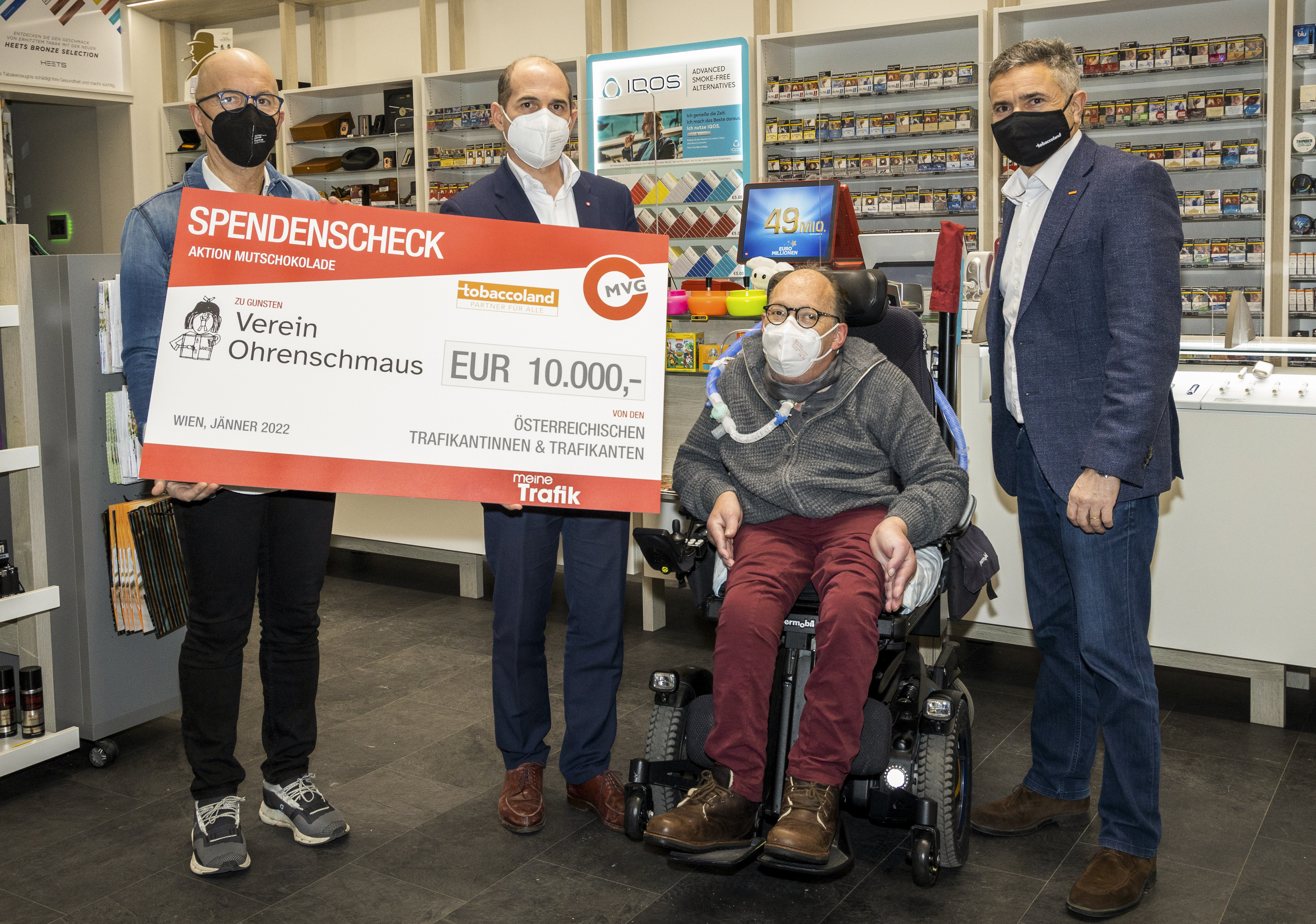 220128 Ohrenschmaus Spendenscheck 08